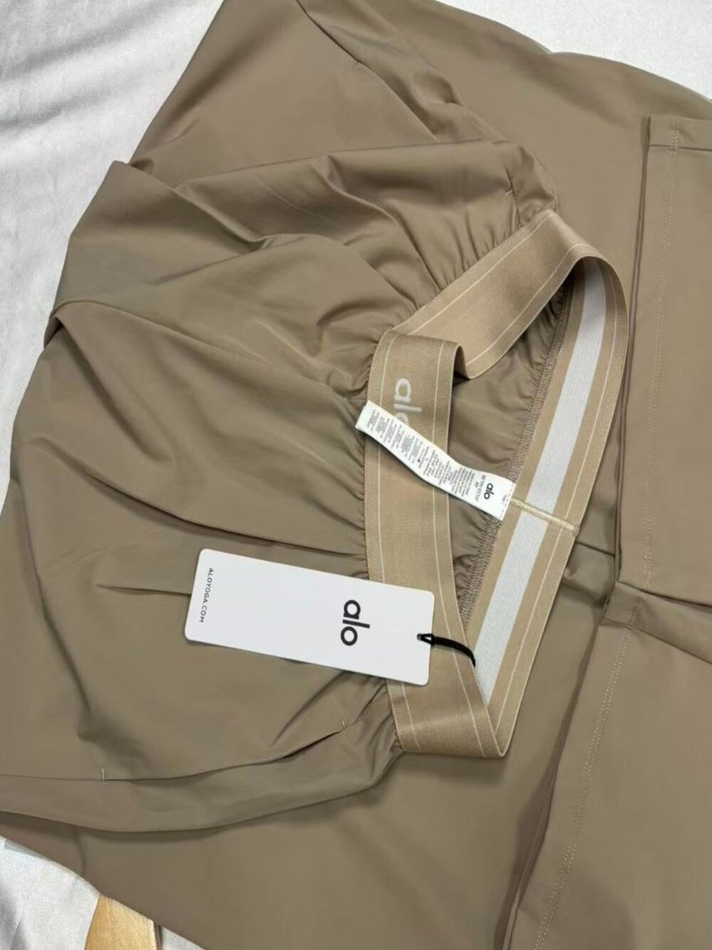 Loose pants🔥Alo Yoga Suit Up Trouser Gravel Color💡30-inch Inner Seam Length - Picture 9 of 14